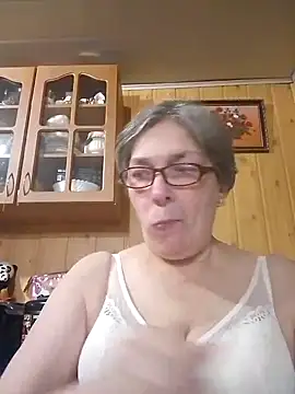 Snapshot of IrinaSweet54 chatting on 02-14-25, 02:54 IrinaSweet54 online show from 02-14-25, 02:54