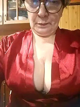 Snapshot of IrinaSweet54 chatting on 02-18-25, 04:05 IrinaSweet54 online show from 02-18-25, 04:05