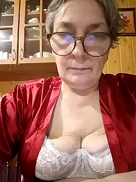 Snapshot of IrinaSweet54 chatting on 02-19-25, 05:06 IrinaSweet54 online show from 02-19-25, 05:06