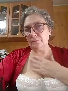 Snapshot of IrinaSweet54 chatting on 09-21-25, 06:48 IrinaSweet54 online show from 09-21-25, 06:48