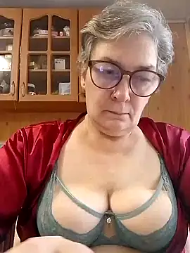 Snapshot of IrinaSweet54 chatting on 10-06-25, 07:50 IrinaSweet54 online show from 10-06-25, 07:50