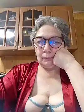Snapshot of IrinaSweet54 chatting on 10-20-25, 07:20 IrinaSweet54 online show from 10-20-25, 07:20