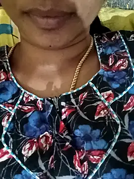 Snapshot of Ambika01 chatting on 01-18-25, 01:08 Ambika01 online show from 01-18-25, 01:08