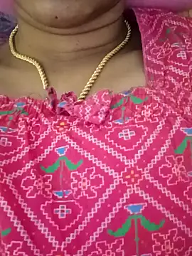 Snapshot of Ambika01 chatting on 01-25-25, 08:00 Ambika01 online show from 01-25-25, 08:00