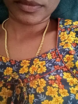 Snapshot of Ambika01 chatting on 03-09-25, 07:56 Ambika01 online show from 03-09-25, 07:56