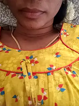 Snapshot of Ambika01 chatting on 09-19-25, 04:14 Ambika01 online show from 09-19-25, 04:14