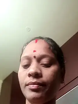 Snapshot of Ambika01 chatting on 09-24-25, 03:32 Ambika01 online show from 09-24-25, 03:32