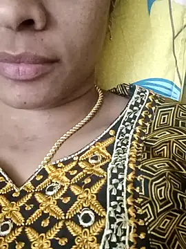 Snapshot of Ambika01 chatting on 10-29-25, 04:15 Ambika01 online show from 10-29-25, 04:15