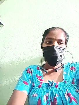 anusiya01 online show from 02-18-25, 03:21