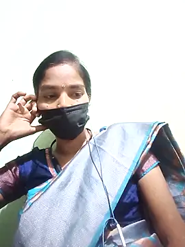 anusiya01 online show from 09-21-25, 03:57