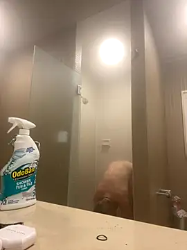 Snapshot of camdanz777 chatting on 09-23-25, 10:18 camdanz777 online show from 09-23-25, 10:18