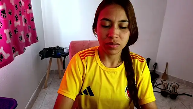 Snapshot of asiri_smith chatting on 07-03-26, 03:07 asiri smith online show from 07-03-26, 03:07
