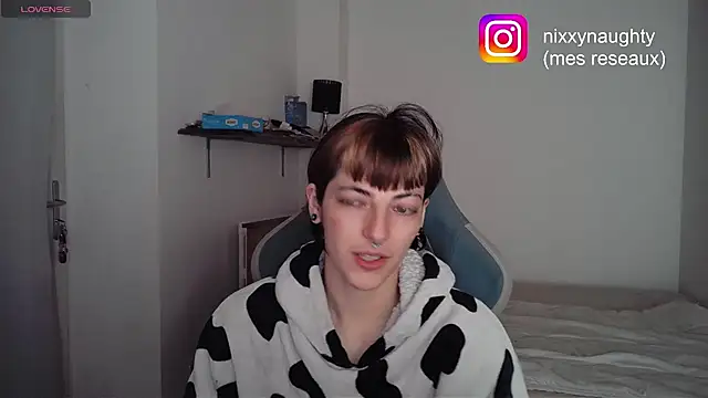 Nixxy naughty online show from 02-03-25, 06:07
