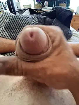 Snapshot of hardscotty chatting on 10-17-25, 03:42 hardscotty online show from 10-17-25, 03:42