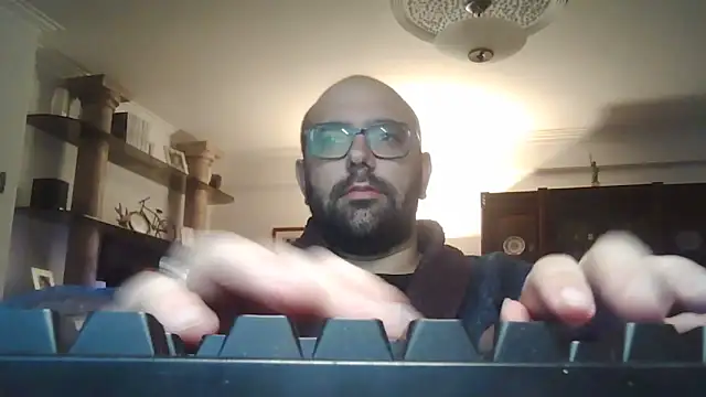 manokiitoo online show from 04-14-26, 10:05