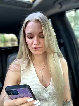 Devill Angel  online show from 09-11-25, 11:21