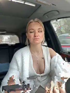 Devill Angel  online show from 09-19-25, 10:16