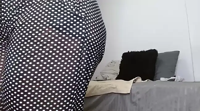 Snapshot of scarlett__morgan chatting on 03-05-25, 12:44 scarlett morgan online show from 03-05-25, 12:44