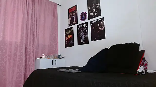 Snapshot of scarlett__morgan chatting on 10-11-25, 01:31 scarlett morgan online show from 10-11-25, 01:31