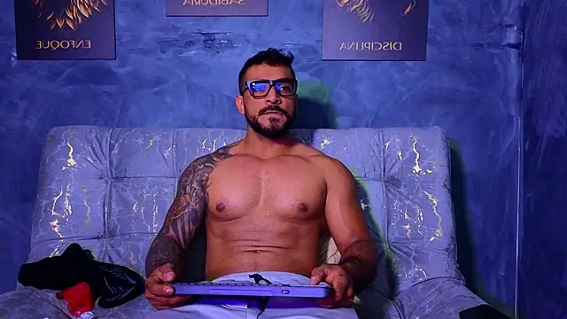 ERIC HARRISON online show from 10-04-25, 01:58