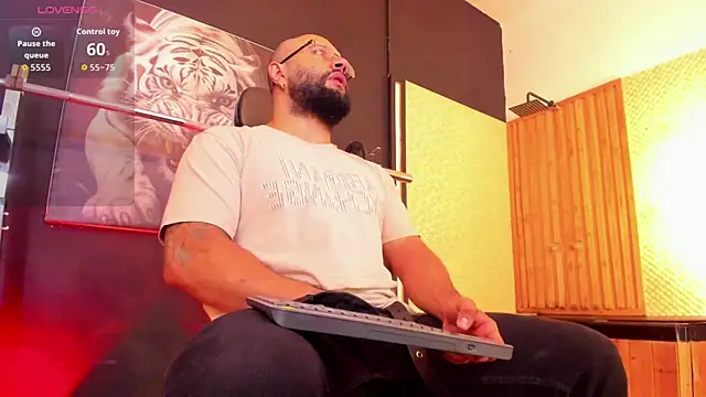 Luke  09 online show from 11-30-25, 11:14