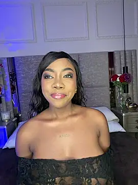 Snapshot of Lola_King chatting on 02-20-26, 01:13 Lola King online show from 02-20-26, 01:13