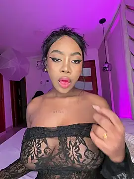 Snapshot of Lola_King chatting on 05-12-26, 03:47 Lola King online show from 05-12-26, 03:47