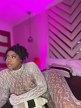 Snapshot of Lola_King chatting on 05-16-26, 02:30 Lola King online show from 05-16-26, 02:30