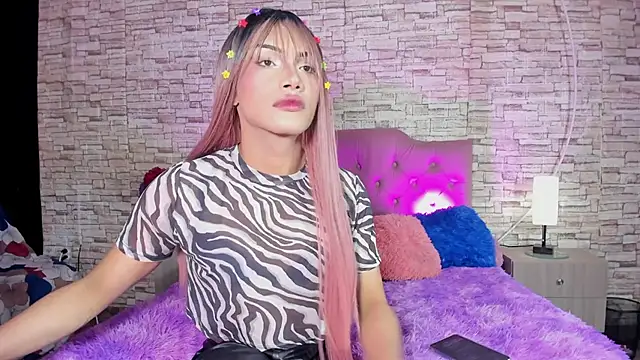 kitty queen10 online show from 10-24-25, 03:03