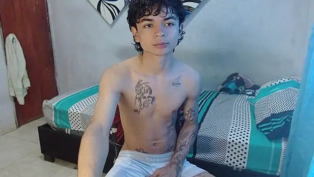 Snapshot of Lovebeng_ chatting on 02-21-26, 04:41 Lovebeng online show from 02-21-26, 04:41