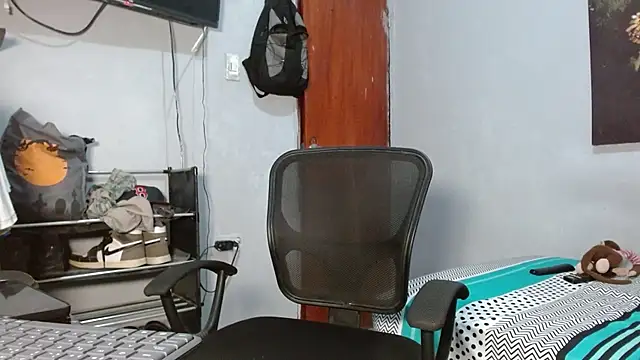 Lovebeng  online show from 06-14-26, 03:52