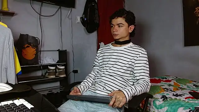 Lovebeng  online show from 07-06-26, 09:06