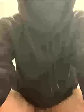 Snapshot of zhdiwbwnxi chatting on 12-04-25, 06:01 zhdiwbwnxi online show from 12-04-25, 06:01