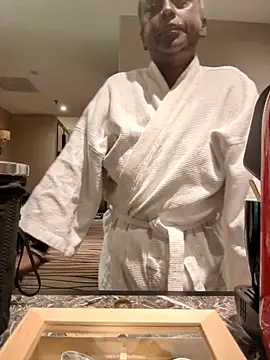 mamakarma1403 online show from 04-19-26, 03:28