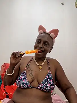 mamakarma1403 online show from 06-18-26, 09:14