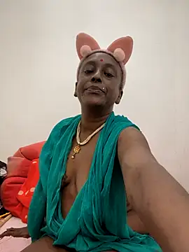 mamakarma1403 online show from 06-26-26, 05:23