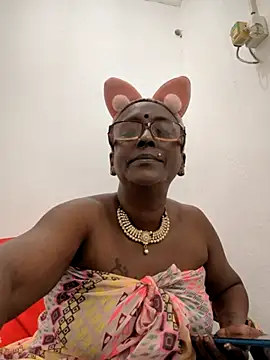 mamakarma1403 online show from 07-28-26, 12:48
