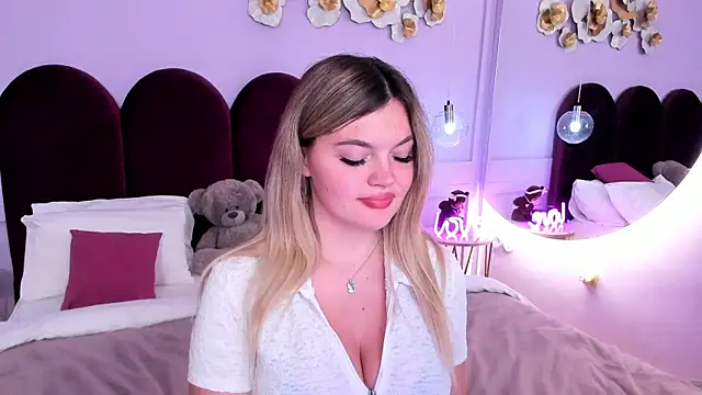 ZaraBloom online show from 01-10-26, 03:30