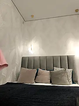 AliceBrayan online show from 02-27-25, 05:13