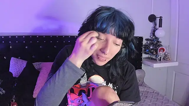 Ghosty Doll online show from 12-19-25, 09:22