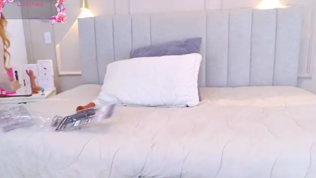 Snapshot of april_rousse chatting on 10-16-25, 02:51 april rousse online show from 10-16-25, 02:51