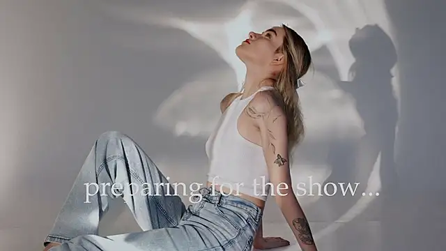 SpiceJessy online show from 12-14-25, 05:07