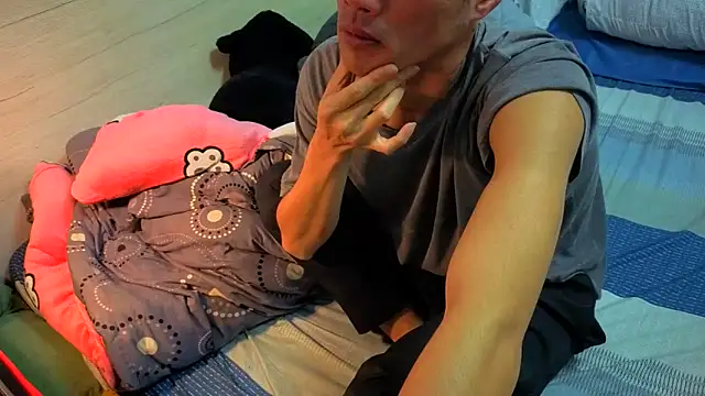 Snapshot of Big19Asia chatting on 04-24-26, 03:47 Big19Asia online show from 04-24-26, 03:47