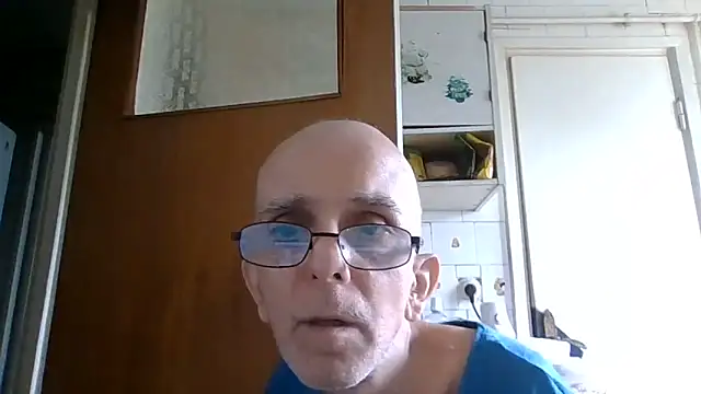 mariusica1xh online show from 06-10-26, 02:05
