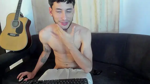 Henrikk senn online show from 11-02-25, 09:00