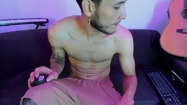 Henrikk senn online show from 11-11-25, 12:16