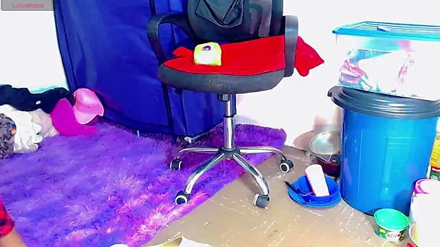 nicol gill  online show from 02-11-25, 05:29