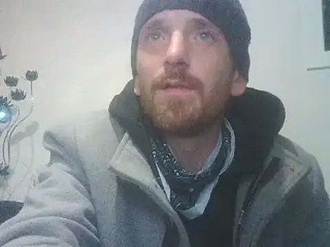 Snapshot of PocoLoco420 chatting on 02-12-26, 09:54 PocoLoco420 online show from 02-12-26, 09:54