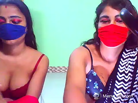 Snapshot of desi_diva chatting on 11-18-25, 06:34 desi diva online show from 11-18-25, 06:34