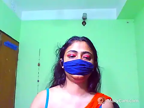 Snapshot of desi_diva chatting on 03-09-26, 06:23 desi diva online show from 03-09-26, 06:23